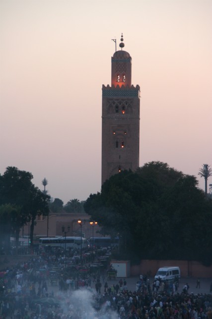 284 - Marrakech (Place Jaama El Fna)