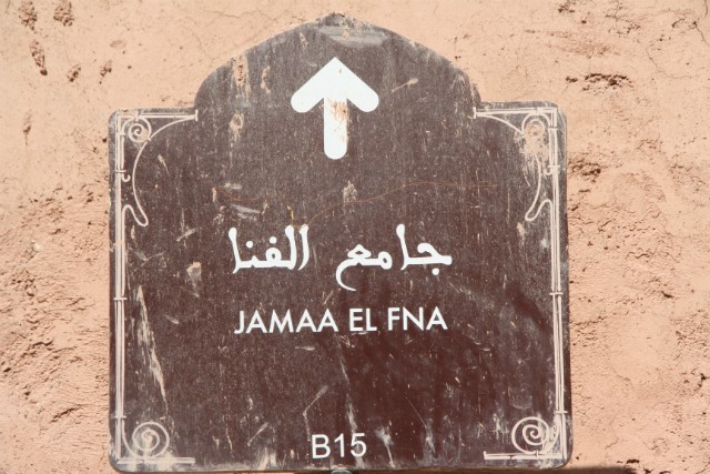 319 - Marrakech (Place Jaama El Fna)